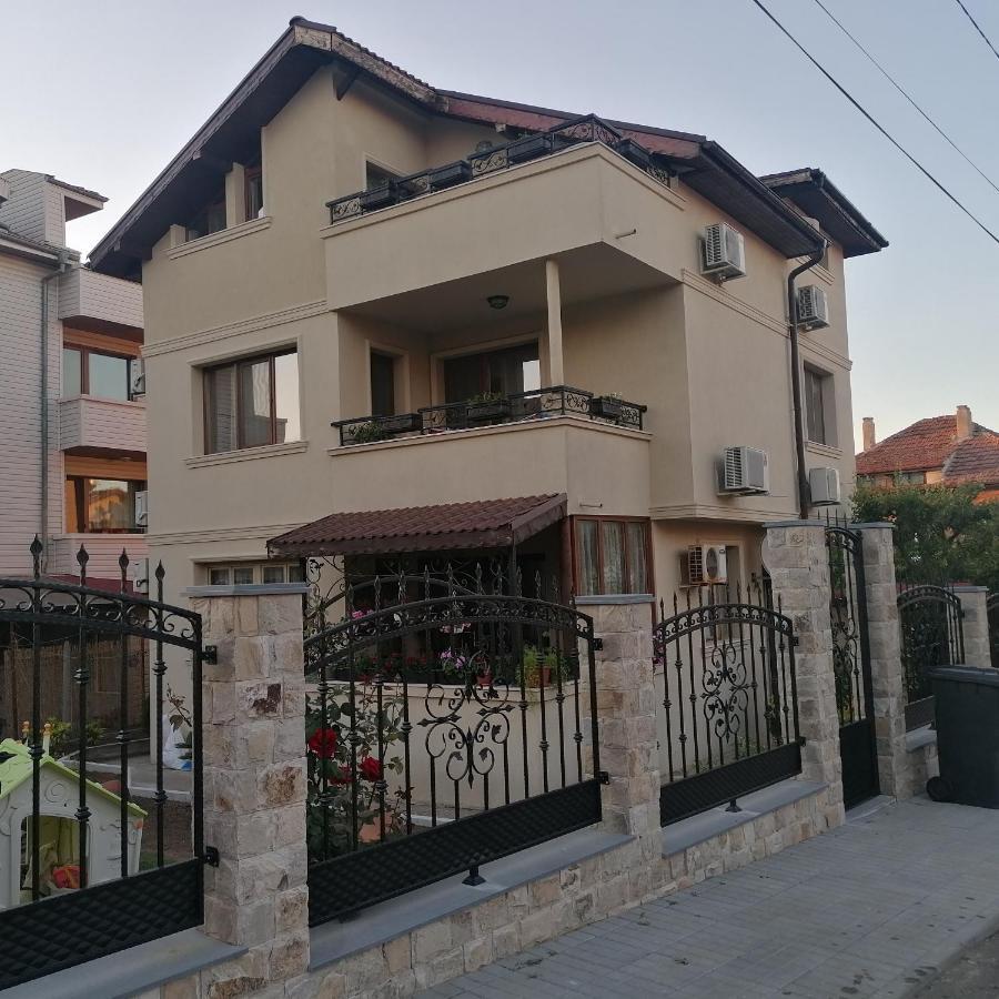 Apartments Dona TTchernomorets Extérieur photo